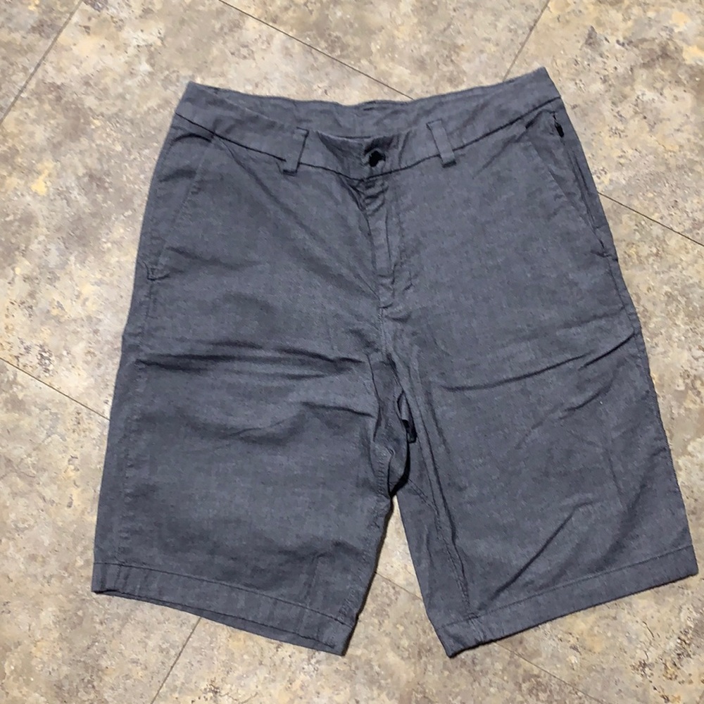 Lululemon commission shorts dark grey 32 waist